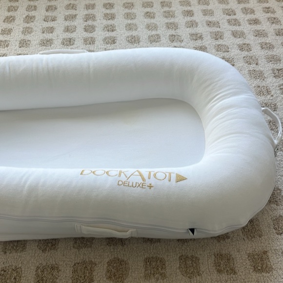DockATot Deluxe+ Plus White Infant Lounger Pillow Cushion Baby Dock - Picture 5 of 6